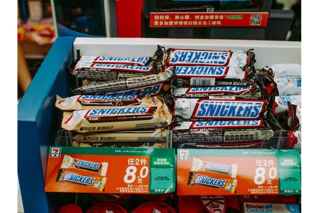 store display of candy