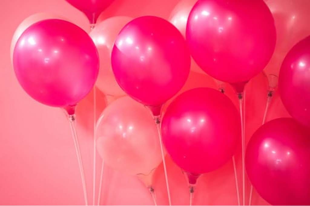 pink balloons